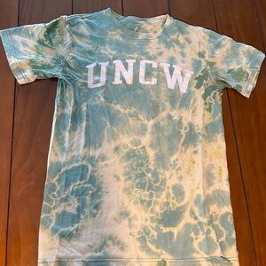 UNCW tshirt